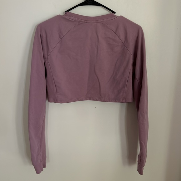 Women’s light pink long sleeve Gym Shark workout top. Size XS - Picture 3 of 3